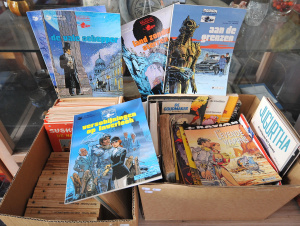 2 x boxes - Books & Comics - WW1 Anzac Book, heaps Comics in Dutch incl Aste