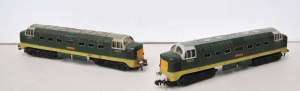 Lot 124 - 2 x vintage Hornby Dublo Crepello D9012 die-cast locomotives with full