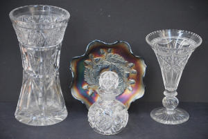 Lot 137 - 4 pces Quality Glass inc Fenton Iridescent Blue Acorn ruffled bowl, Cr