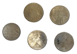 Lot 161 - Group of high silver content Australian coins inc 4 x round 50c (2 x 1