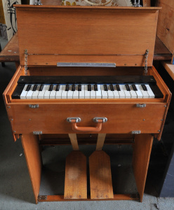 Vintage Portable Bellows Organ w Foldout Design & Original Canvas case