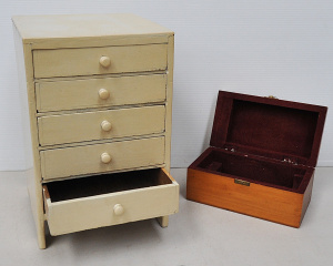 Lot 033 - 2 x Vintage Wooden Items inc, mini Chest of Drawers with some dividers