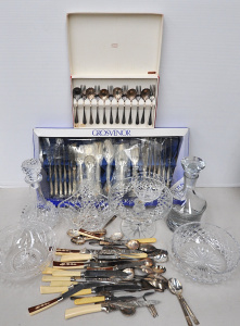 Lot 087 - Large group lot of Crystal and Cutlery inc, Stuart & other bowls,
