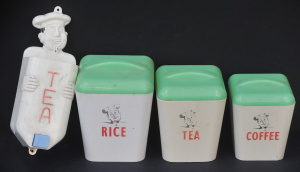 Lot 193 - Small Lot of AF Vintage Plastic Kitchen Containers & Canisters inc