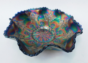 Lot 200 - Vintage Fenton Iridescent Blue Carnival Glass Bowl - Little Flowers Pa