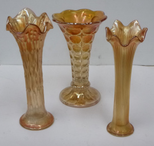 3 pces Vintage Marigold Carnival Glass Vases inc Fenton April Showers 28cm H, Fi
