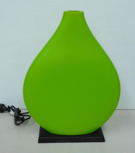 Lot 5 - Large retro style Roberto Tenace designed Senso Lamp - Bright green shap