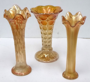 Lot 100 - 3 pces Vintage Marigold Carnival Glass Vases inc Fenton April Showers