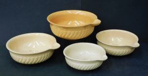 Lot 106 - Set of 4 x Vintage Hoffman Domestic Australian Pottery Mixing Bowls -