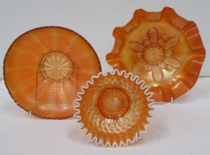 Lot 134 - 3 pces Vintage Marigold Carnival Glass Bowls inc Dugan Honeycomb &