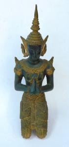 Lot 178 - Vintage Thai Bronze Buddha with Gilt highlights - Kneeling in prayer 3