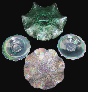 Lot 179 - 4 pces Vintage Carnival Glass inc Imperial Green Bowl Pansy Pattern wi