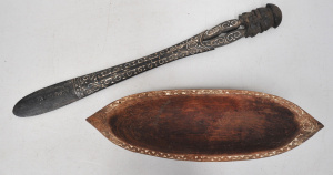Lot 83 - 2 x pces Tribal - Trobriand Island Massim lime spatula 52cms L &