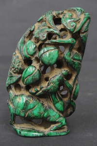 Lot 137 - Vintage Chinese malachite fenestrated carving depicting a deer and cra