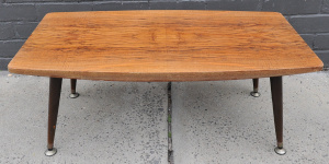 Lot 002 - Retro mid-century veneer in hardwood coffee table by British Furniture