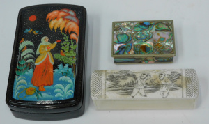 Lot 034 - 3 x Vintage Boxes inc Scrimshaw carved bone Blong box w sliding lid, R