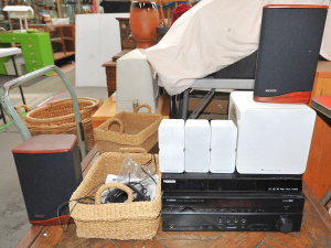 Lot 065 - Lot of Modern Audio Equipment incl Yamaha X200 Receiver & Cambridg