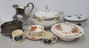Lot 098 - Group of vintage ceramics inc Royal Doulton 'Wilton' soup cup, saucer