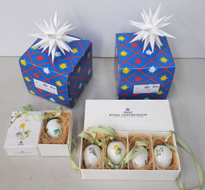 Lot 141 - Group lot Boxed Decorations & Lighting inc Royal Copenhagen East E