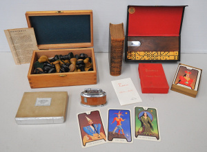 Lot 157 - Small Lot of Vintage Mixed Items incl Wooden Chess Pieces, Set of taro
