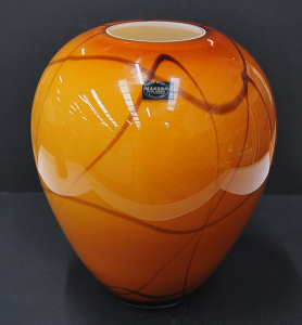 Lot 196 - Large heavy Makora Krosno Art Glass Vase - Tan Orange w Brown wavy Cu