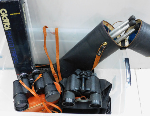 Lot 054 - Group lot inc zoom telescope, 2 pairs of binoculars in cases (Anco and