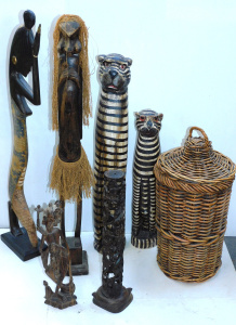 Lot 070 - Group of exotic carved wooden items - 2 x tigers (loss to ear of smal