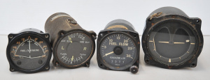 Lot 099 - 4 x Vintage Aircraft Dials and Gauges incl SPERRY MkII Horizon, FielAr