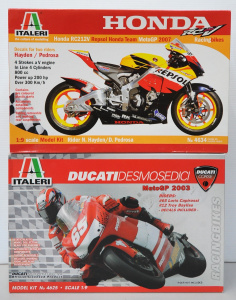 Lot 117 - 2 x boxed Unmade plastic scale Model Kits - Both MOTO GP Motorbikes -