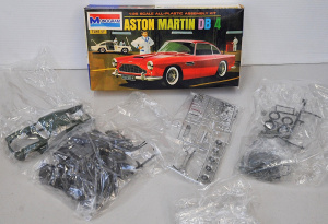Lot 214 - Vintage boxed Unmade plastic Scale Model Kit - Aston Martin DB4 - 1 25