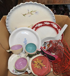 Lot 030 - Box lot - Retro ceramics & other items - Guy Boyd & Dyson Rame