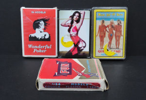 Lot 039 - 4 decks of risqu and adults only playing cards inc unopened Lynx, vint