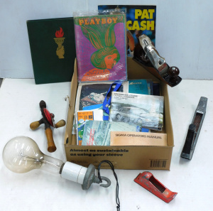 Lot 054 - Box lot Blokey items inc Gripwell No 4 Carpenters Plane, Hand Drill, I