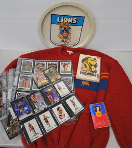 Lot 078 - Group of vintage VFLAFL items inc Fitzroy Lions tray c1976, Fitzroy Li