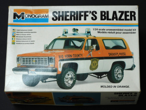 Lot 166 - Vintage boxed Unmade plastic 1 25 scale Model Kit - Sheriff's Blazer -
