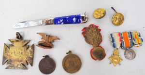 Lot 171 - Group of small blokey items inc trio 191415 Star, British War Medal, V