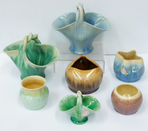 Lot 179 - Group Vintage Remued Australian Pottery - All drip glaze baskets &