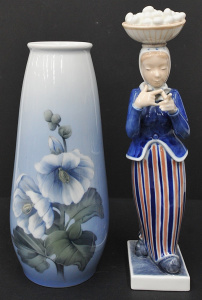Lot 183 - 2 pces Vintage Denmark Royal Copenhagen inc Figurine - The Woman and t