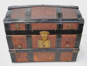 Lot 197 - Victorian Wooden Dolls - Childs travelling trunk - wooden and metal ba
