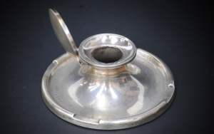 Lot 218 - Substantial hallmarked Stirling silver and weighted inkwell stamped fo