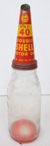 Lot 128 - Vintage metal Shell SAE 40 Double Shell Motor Oil funnel cap and embos
