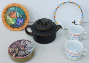 Lot 150 - Group lot - Modernist & Retro items - Arabia Ruska Teapot, unmarke