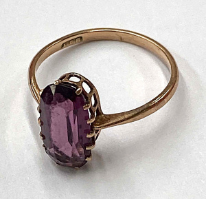 Lot 193 - Vintage Ladies 9ct Gold Ring with Oval Faceted Amethyst 15 TWG