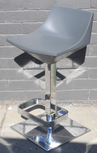 Lot 008 - Modern Calligaris FLY Bar Stool w Chrome & Grey Upholstery - Appr