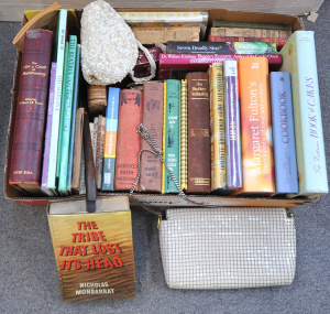 Lot 076 - Mixed lot inc vintage ladies' purses wallets inc Glomesh, Ultra Mesh e