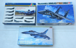 Lot 094 - 3 x boxed unmade plastic 1 48 scale Model Kits - Military Jets - McDo