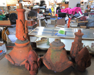 Lot 022 - Pair of vintage 3-part terracotta roof finials - 95cm H