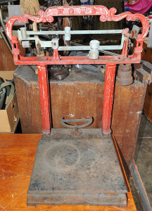 Lot 059 - Vintage Howe Mercantile Platform Scale w Hanging Weights