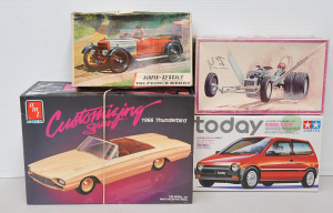 Lot 157 - 3 x boxed unmade plastic Model Car Kits - Cars - 1 25 1966 Thunderbird