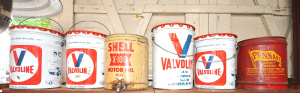Lot 039 - Lot of Mixed Five Gallon Oil Buckets incl Valvoline, Shell X-100 &